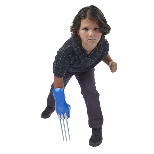 Marvel X-Men '97 Wolverine Slash Claw - Interactive Retractable Toy