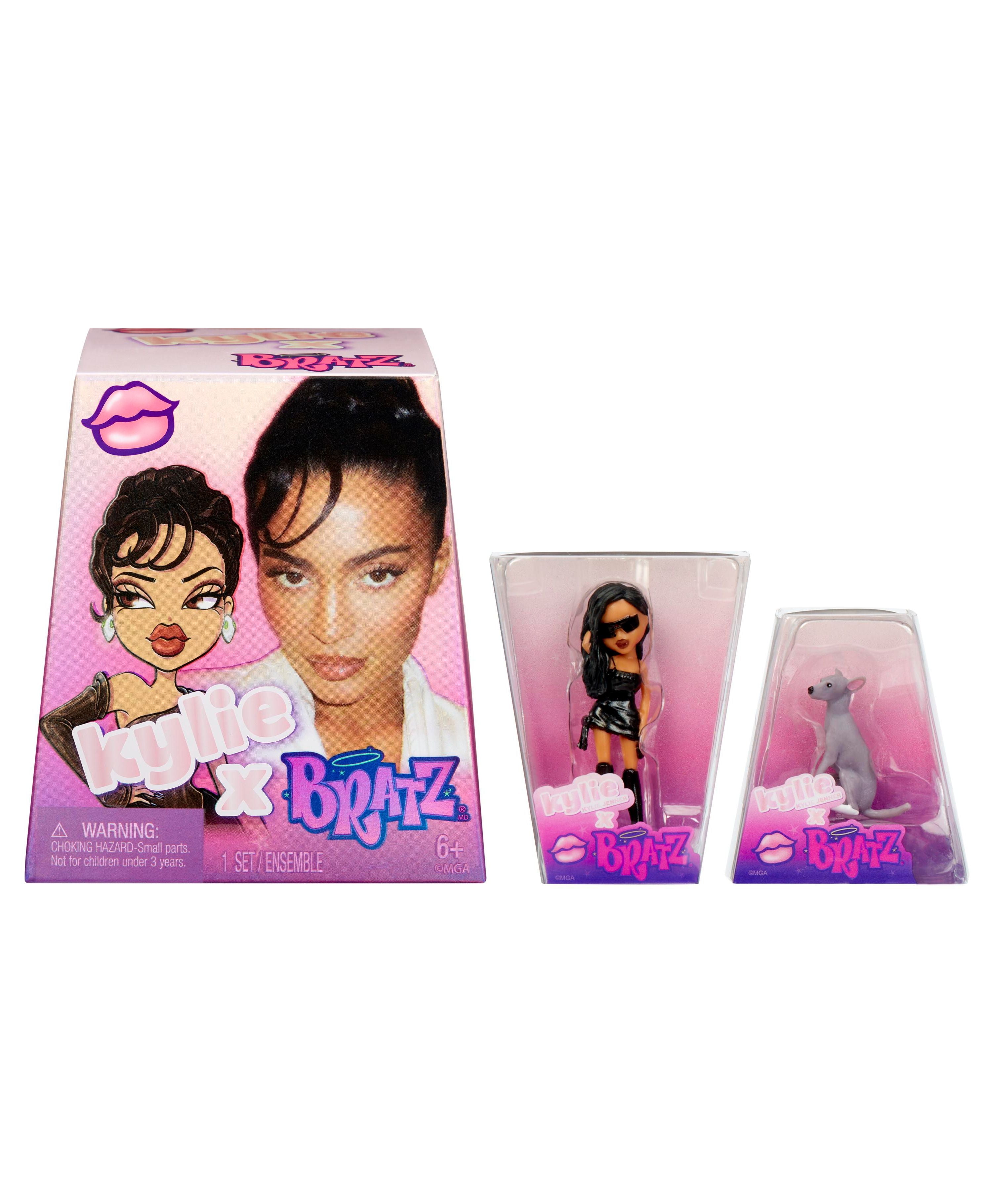 Bratz x Kylie Jenner Mini Collectible Figures - Iconic Fashion Moments Toys"R"Us Bratz x Kylie Jenner Mini Collectible Figures - Iconic Fashion Moments Toys"R"Us