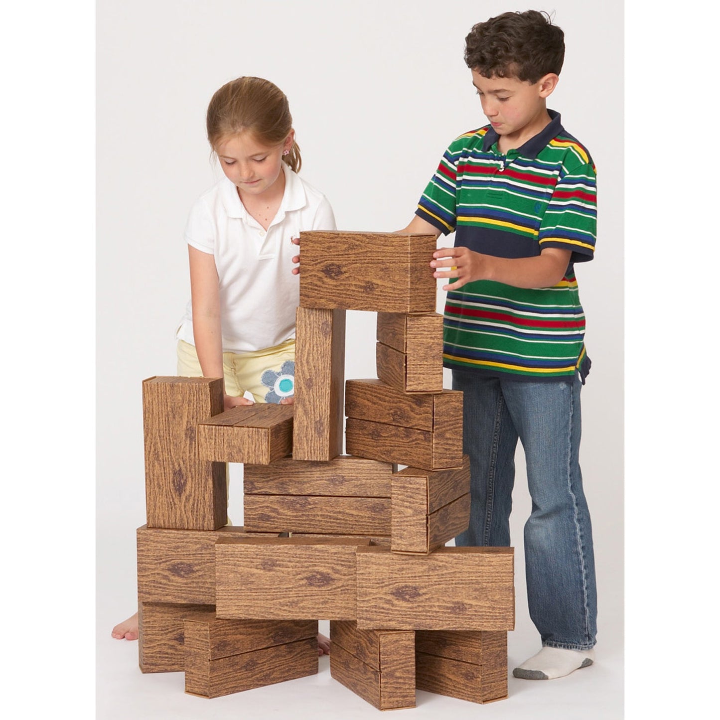 Smart Monkey Toys Giant Timber Blocks - 16 Piece Building Set