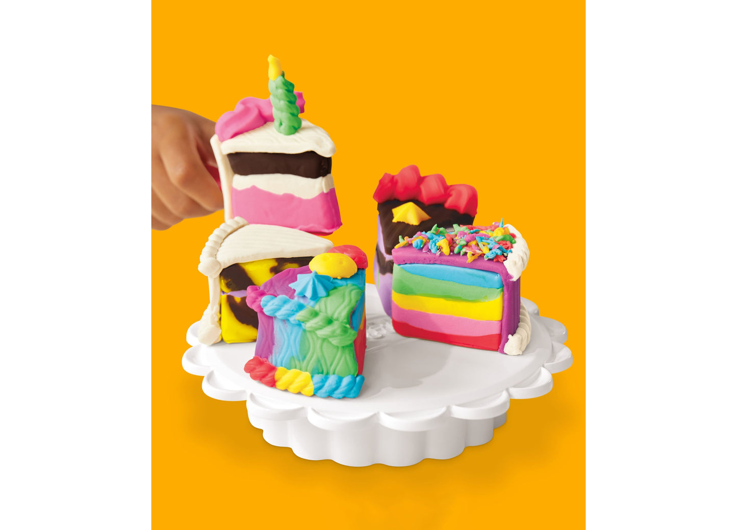 Play-Doh Super Slice Cake Playset with Spinning Oven - 17-Piece Set