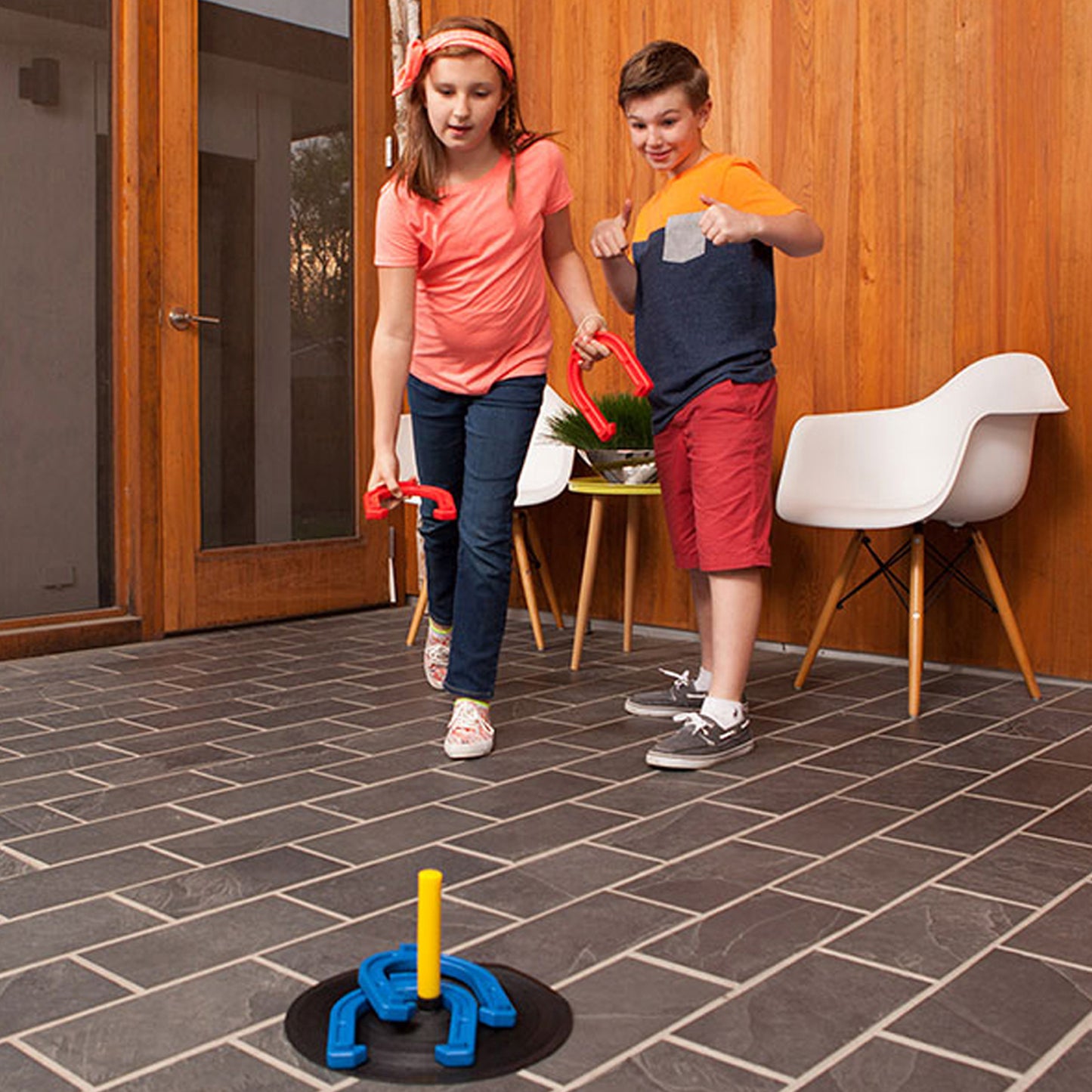 Champion Sports Indoor-Outdoor Rubber Horseshoe Game Set