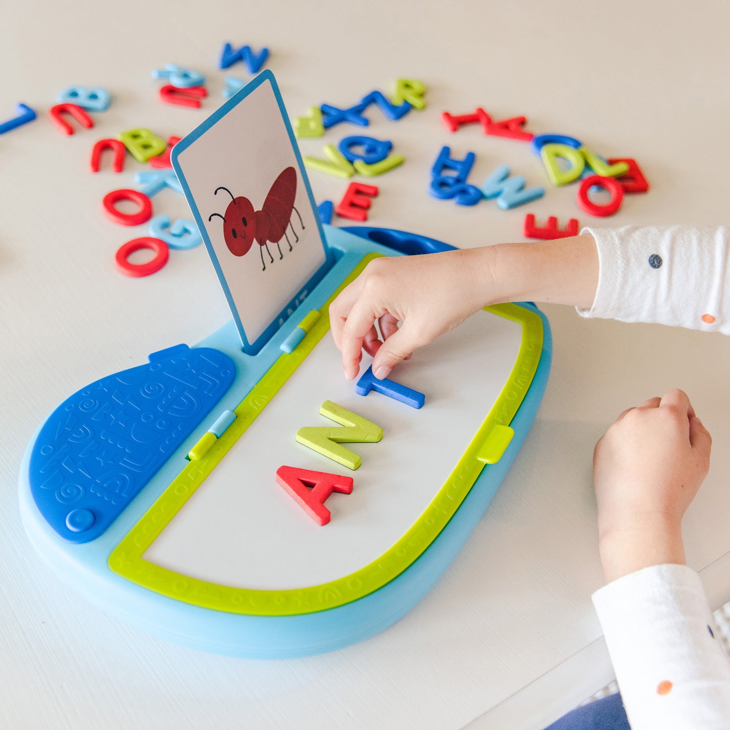 Educational Insights AlphaMagnets GO! Spelling