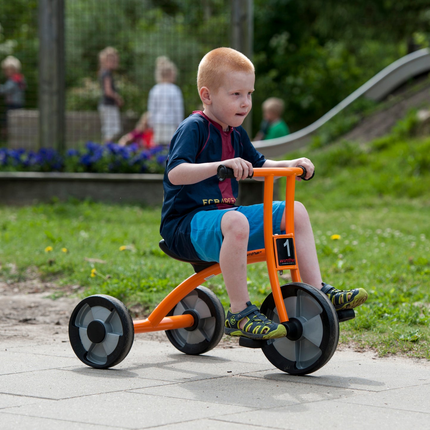 Winther Circleline Tricycle - Medium - Durable Kids Ride-On