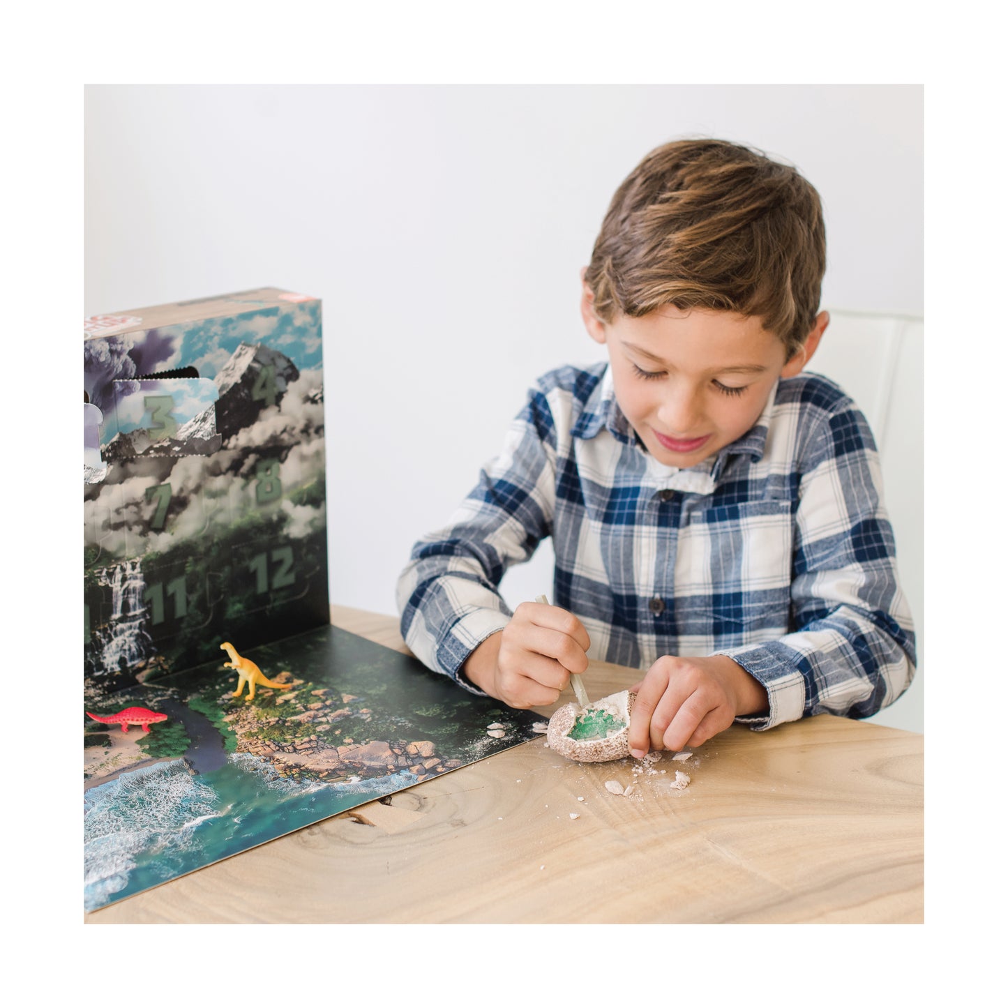 Dig It Up! Dinosaur Discovery Countdown Kit – 12 Exciting Dino Eggs