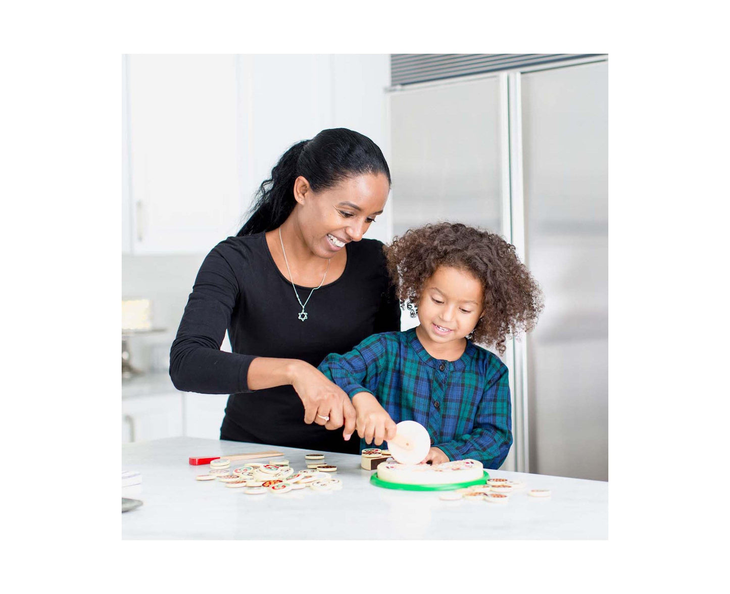 Melissa & Doug Pizza Party Wooden Play Food Set with Toppings