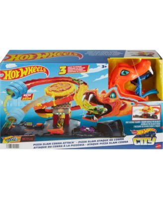 Hot Wheels City Pizza Slam Cobra Attack 1:64 Scale Playset