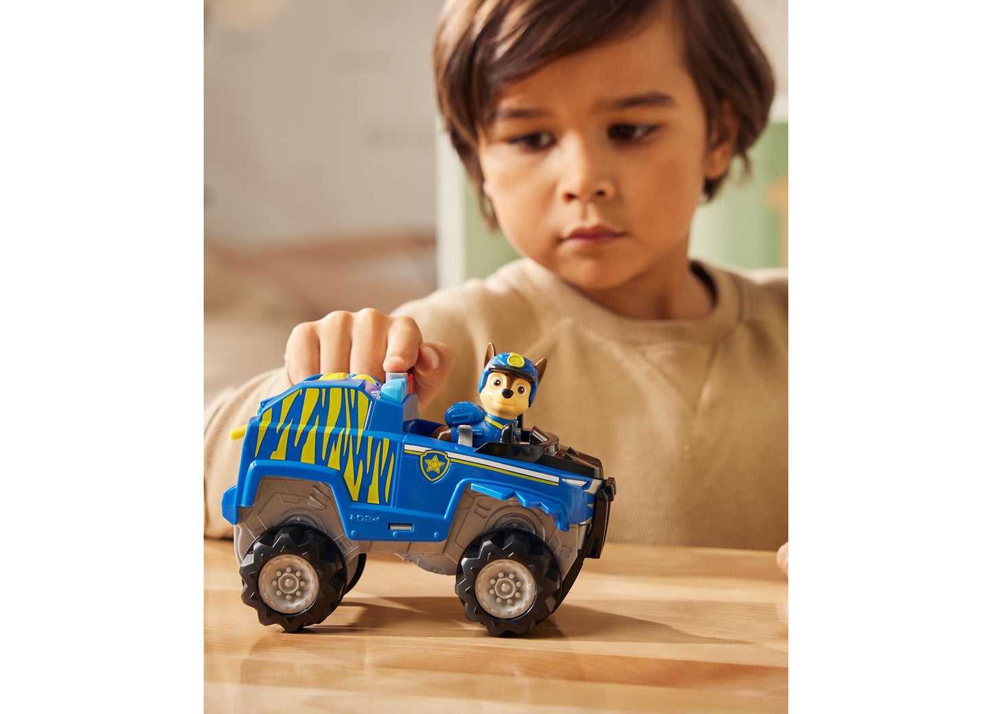 Paw Patrol Jungle Pups Chase Tiger Vehicle with Collectible Action Figure