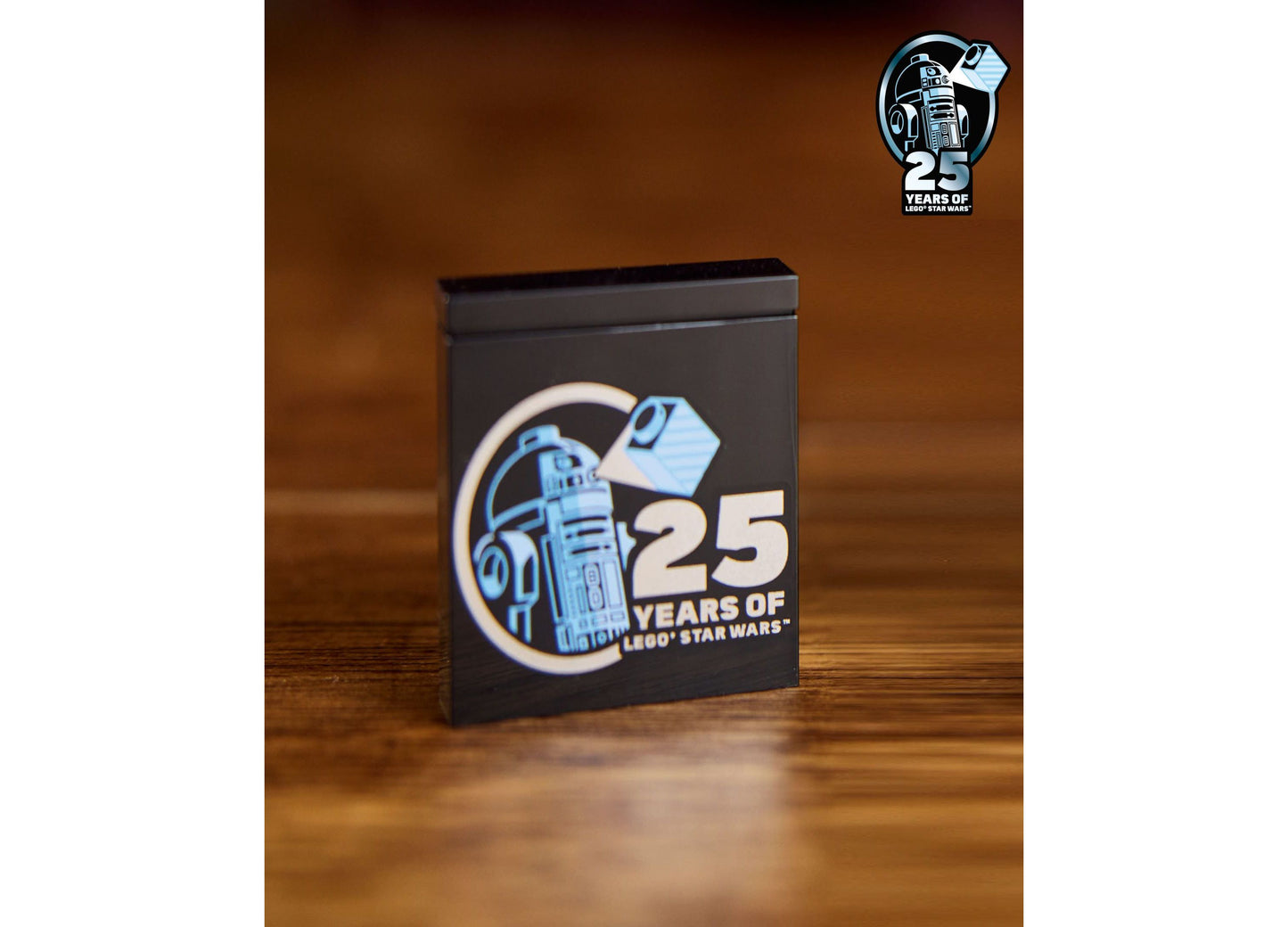 LEGO Star Wars 25 Years C-3PO Buildable Droid Figure 75398 box packaging