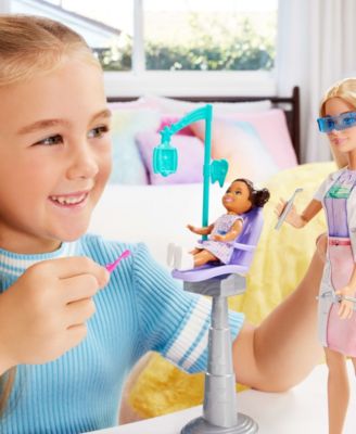Barbie Dentist Playset with Blonde Doll, Kid Patient, and Dental Accessories