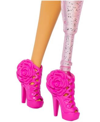 Barbie Deluxe Style Fashion Extravaganza Doll