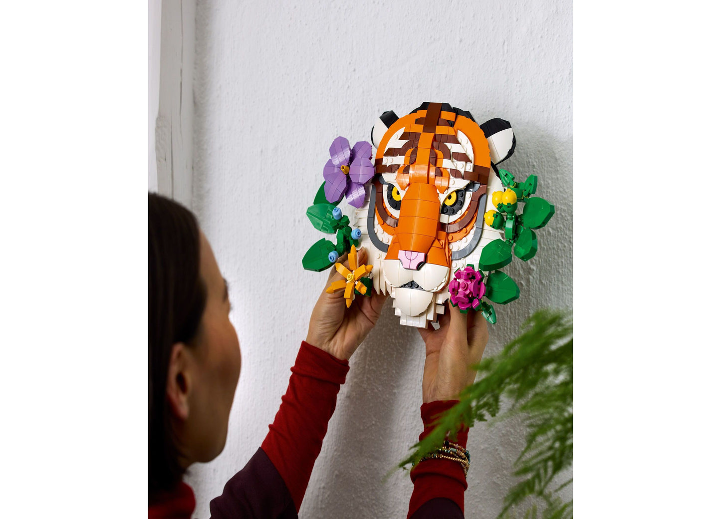 LEGO Art The Fauna Collection Tiger 31217 Creative Building Set, 744 Pieces