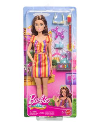 Barbie Day At the Fair Fashion Doll - 6 Festival-Themed Accessories