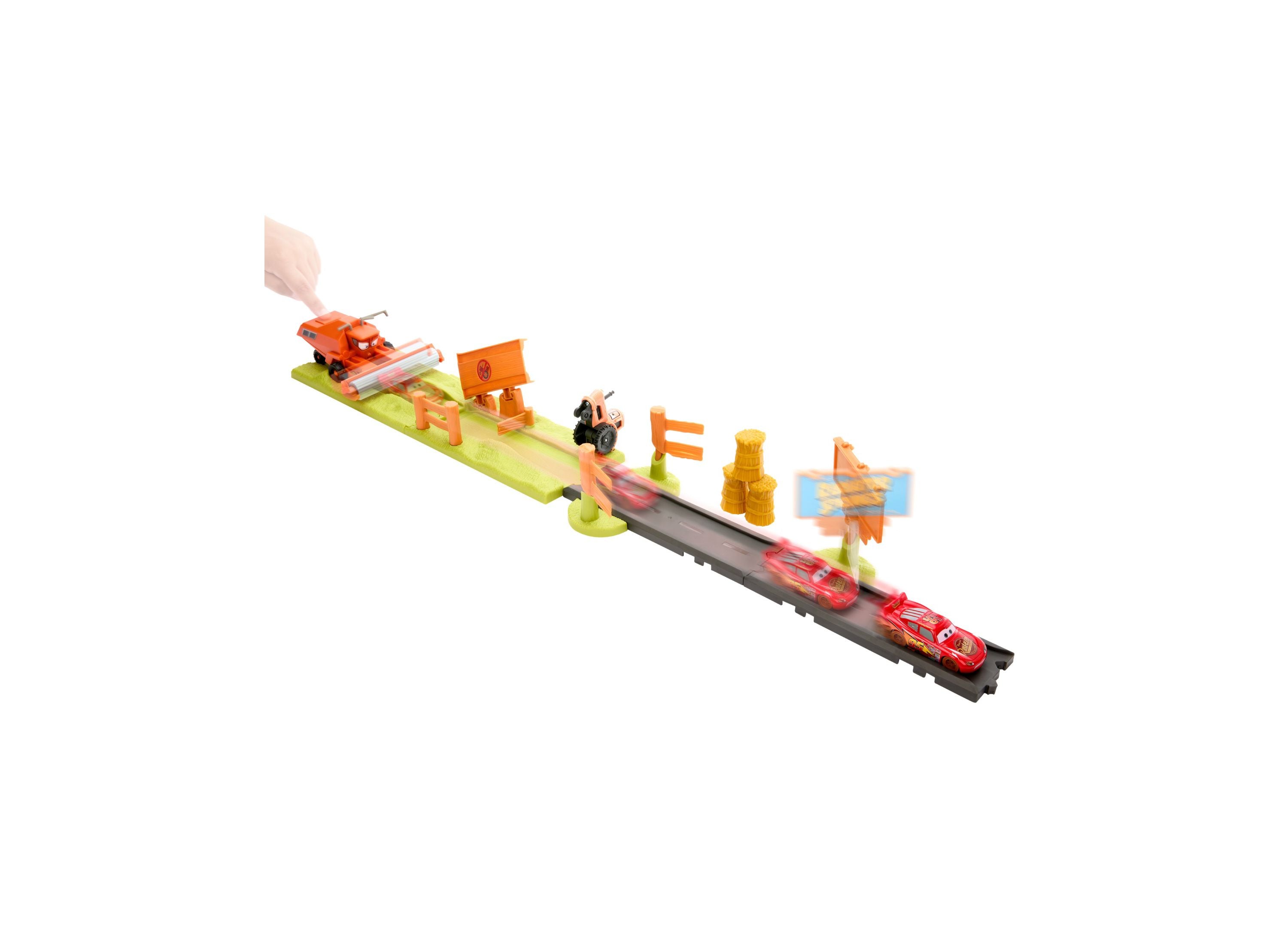 Disney and Pixar Cars Frank Escape and Stunt Race Playset – Toys
