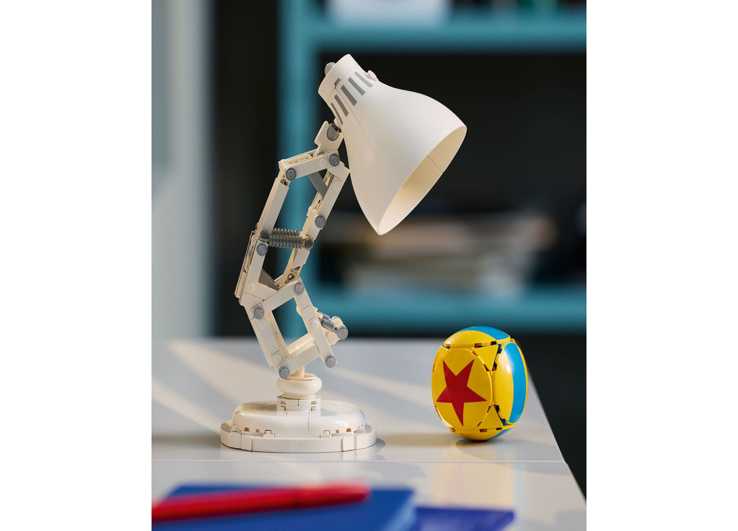 LEGO Ideas Disney Pixar Luxo Jr. Articulated Lamp Set - 613 Pieces