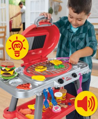 Play-Doh Sizzlin' Grill BBQ Playset with Sizzling Lights & Sounds