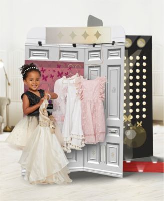 Journey Girls Glam Runway 4-Sided Fashion Show Playset – Toys