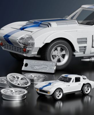 Mattel Brick Shop Hot Wheels Corvette Grand Sport Collector Building Set - 1060 Pieces