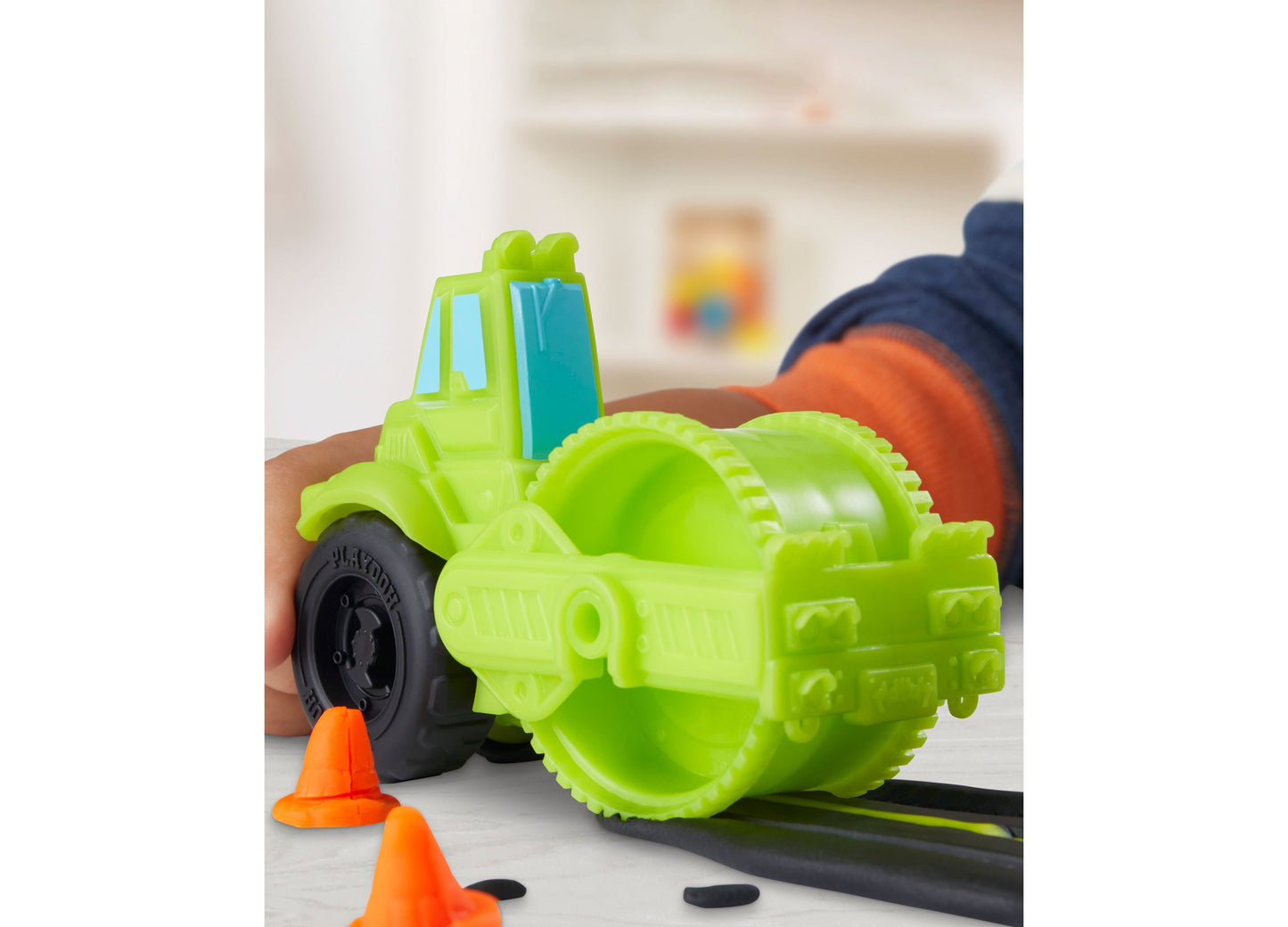 Play-Doh Road Work Fun Playset with Cement Mixer and Accessories