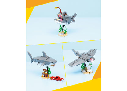 LEGO Creator Fierce Shark and Treasure Chest Building Set 31381 - 379 Pieces