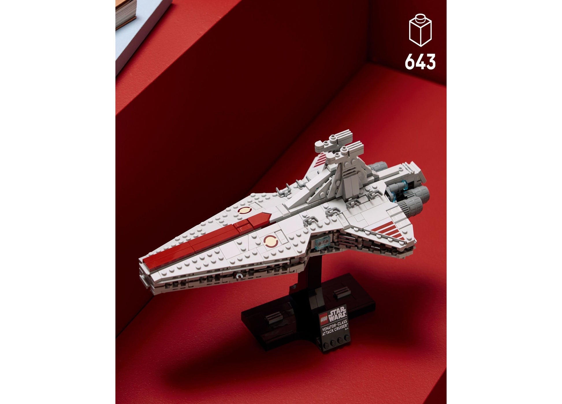 LEGO Star Wars Venator-Class Attack Cruiser 75441 red and white spaceship set with 643 pieces
