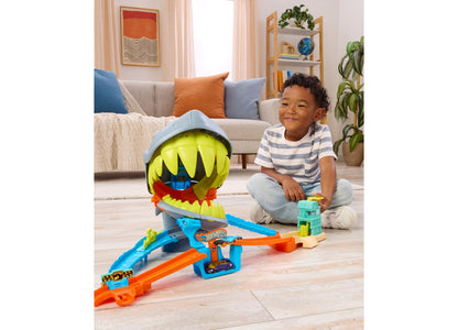 Hot Wheels City Shark Chomp Beach Playset
