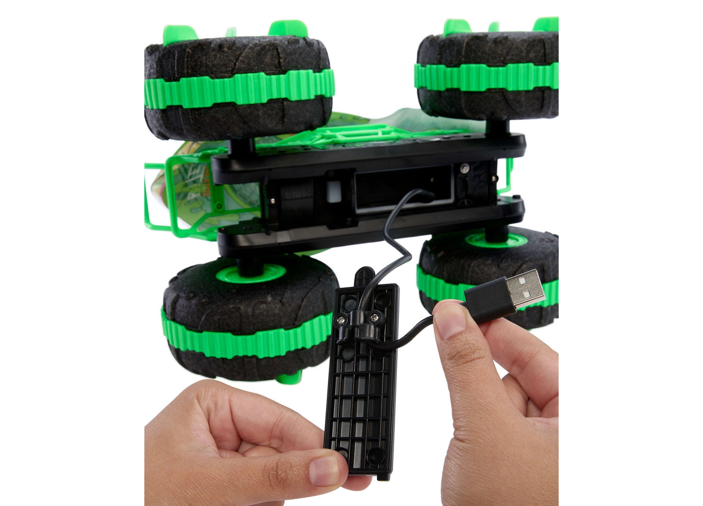 Hot Wheels Monster Trucks Great Bite RC Car green and black with remote control