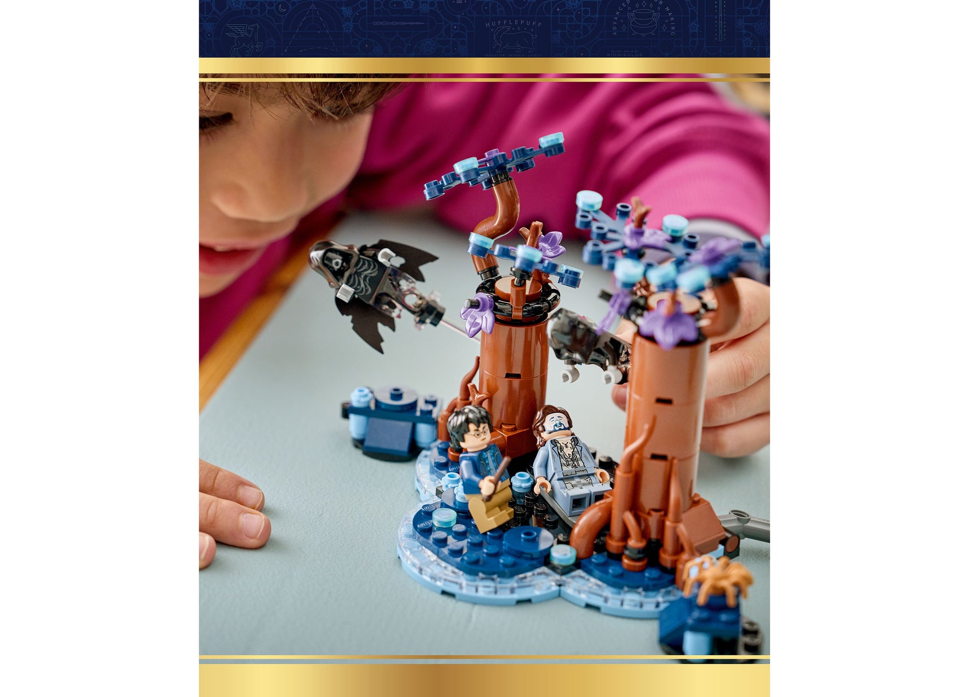 LEGO Harry Potter Forbidden Forest Expecto Patronum set with minifigures, brown tower, and blue base pieces