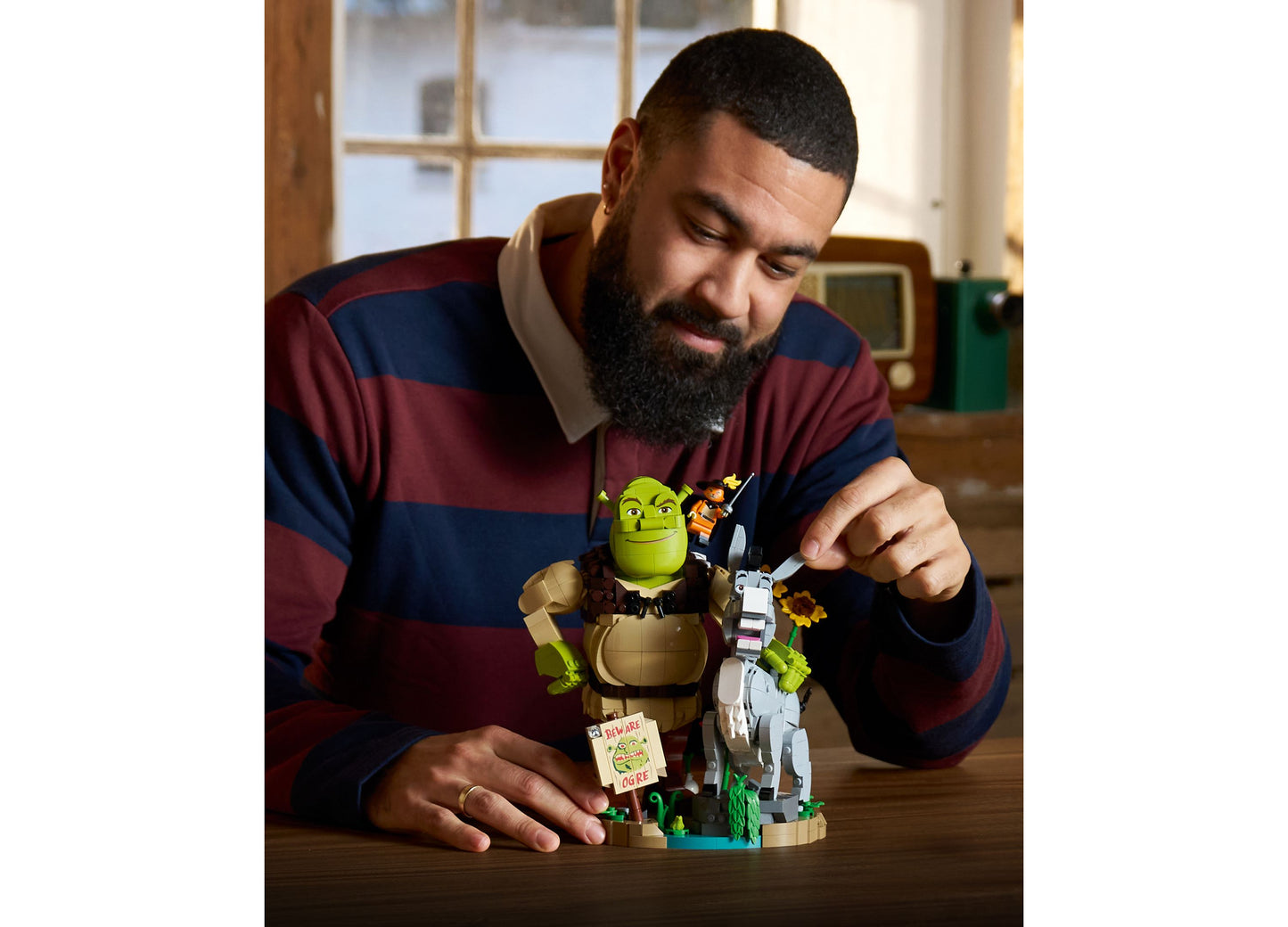LEGO Shrek 72423 building set with Shrek, Donkey, and Puss in Boots figures displayed