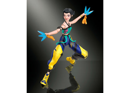 Kpop Demon Hunters Zoey 5.6-inch action figure with blue weapons and yellow/blue outfit