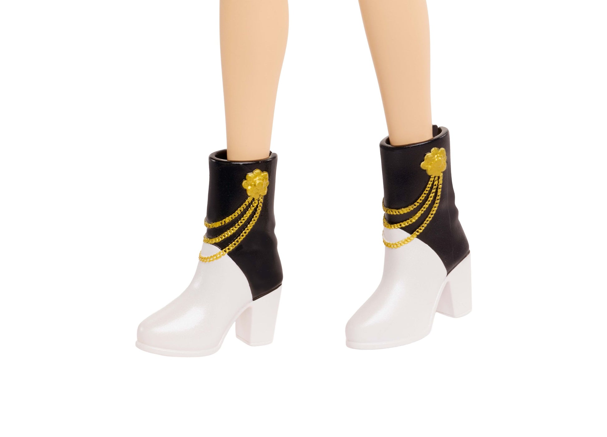 Kpop Demon Hunters Mira Huntr/X doll wearing black and white boots with gold chain details