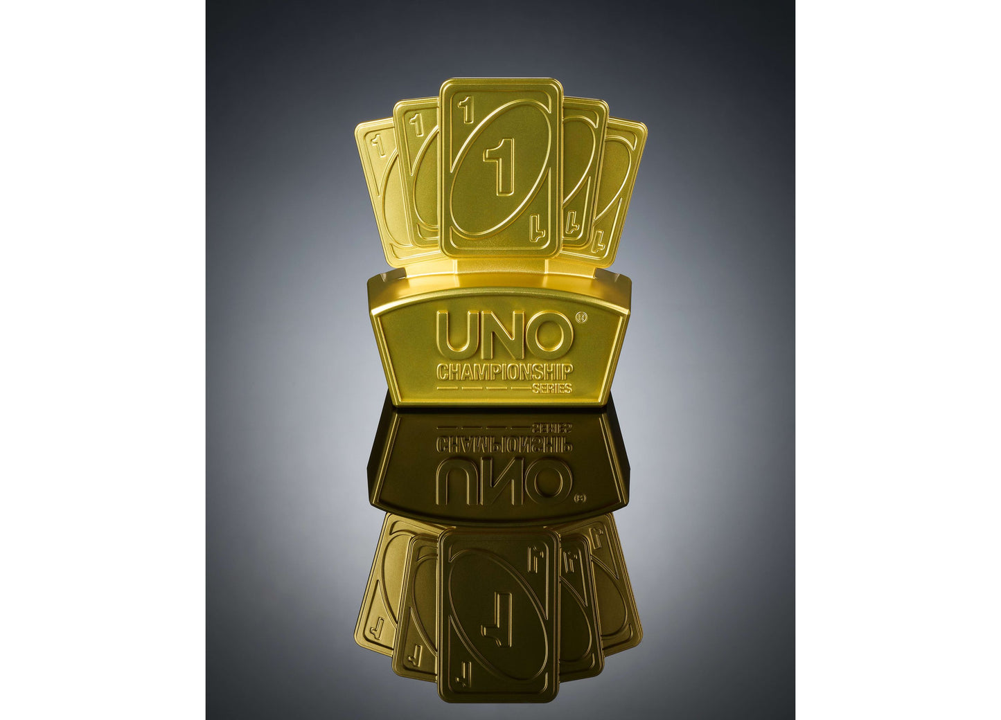 Mattel UNO Championship Series gold card game trophy with 224 cards