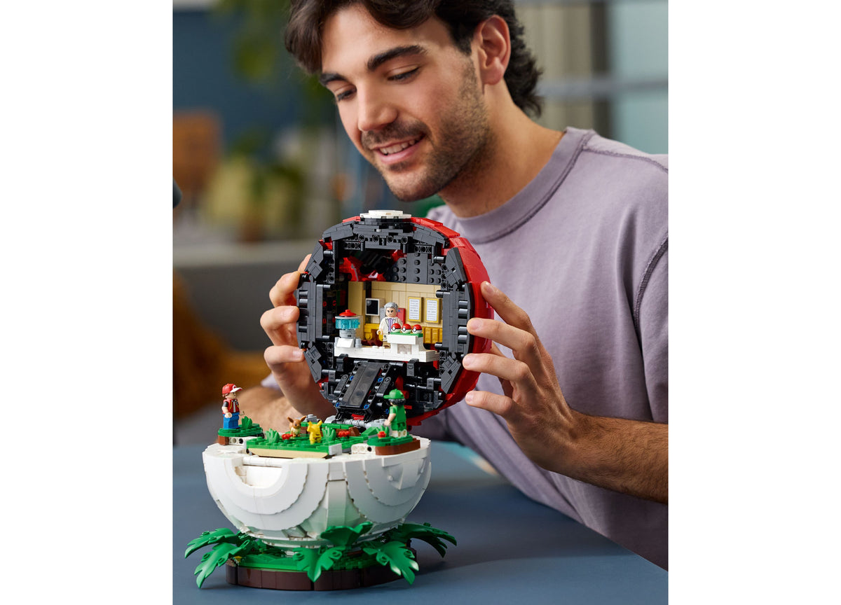 LEGO® Pokémon Iconic Trainer Moments Poké Ball 72154 2,386-Piece Building Set, Ages 18+