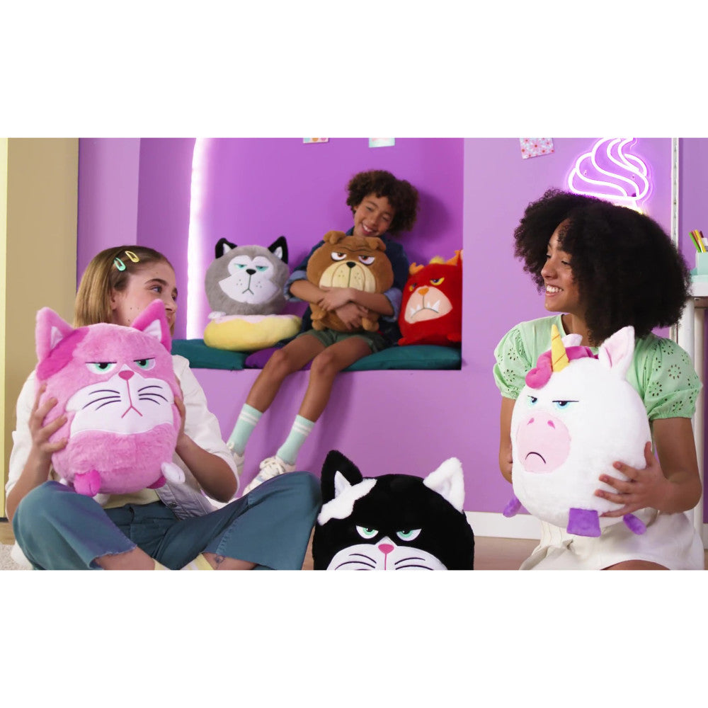 ロージーモンスター　rosy monster ムササビパーカー　スウェット Hangry Petz Rogue Monster 12-Inch Talking Red Animal Plush – Toys