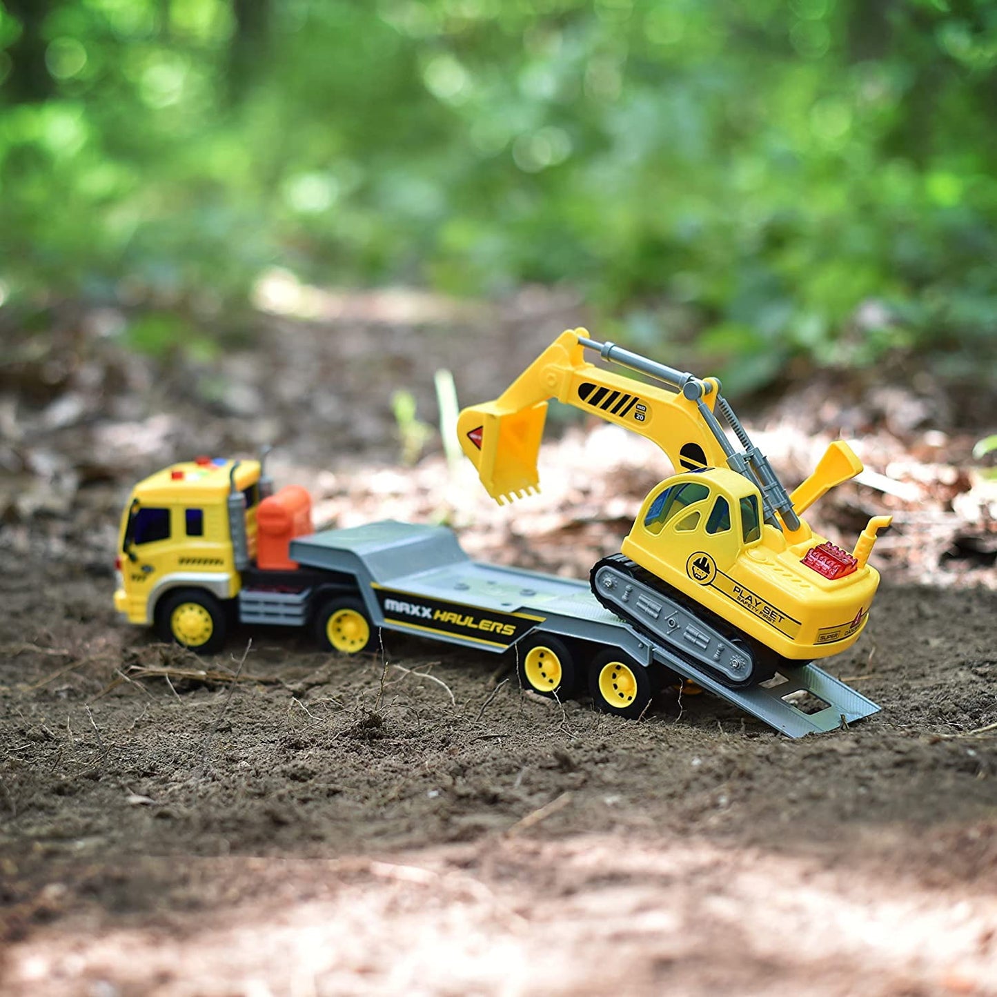 Maxx Action Hauler with Friction-Powered Excavator Transport