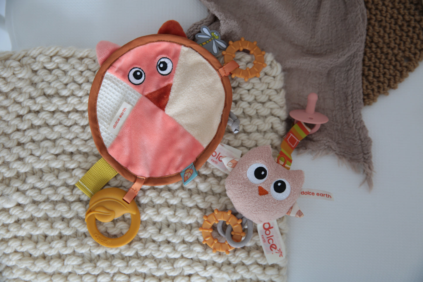 Dolce Plush Fiona Fox & Ollie Owl Comforter and Pacifier Holder Set