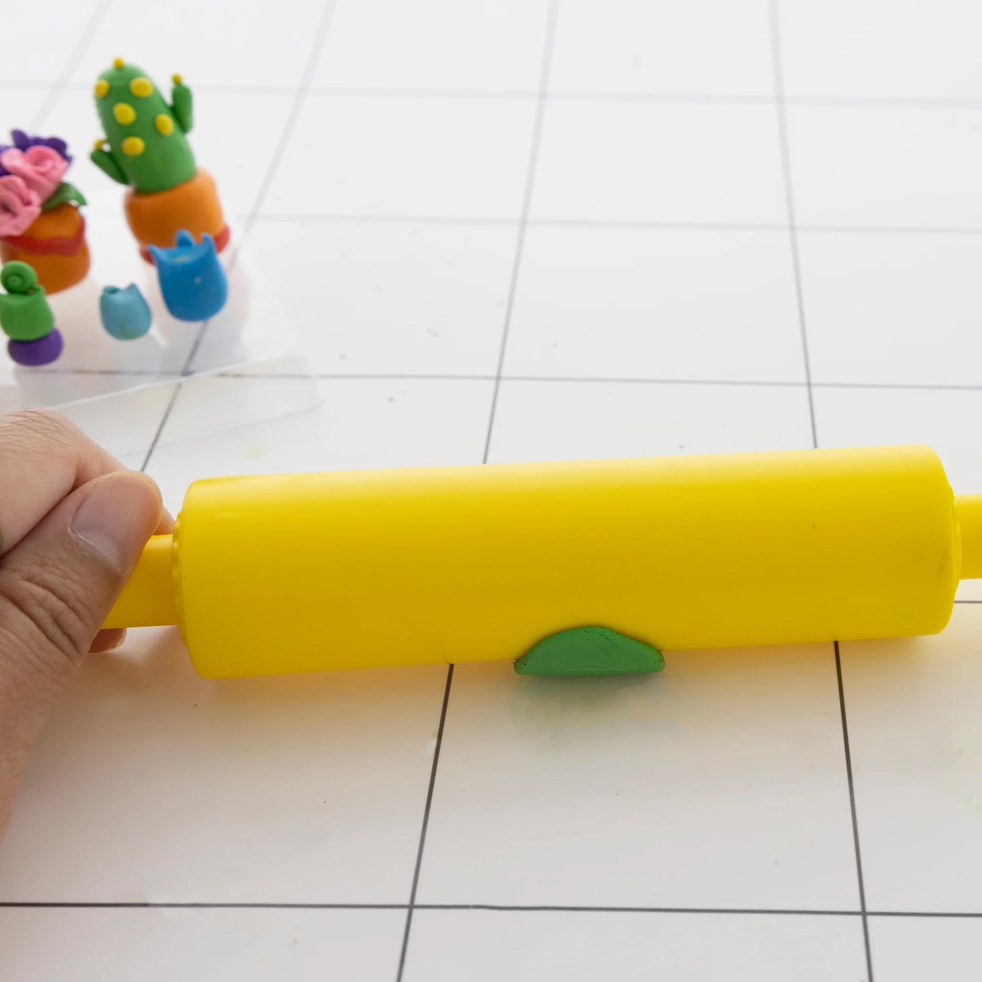 BAZIC Products Rainbow Delight Modeling Clay Sticks - 8 Vibrant Colors, 24 Packs