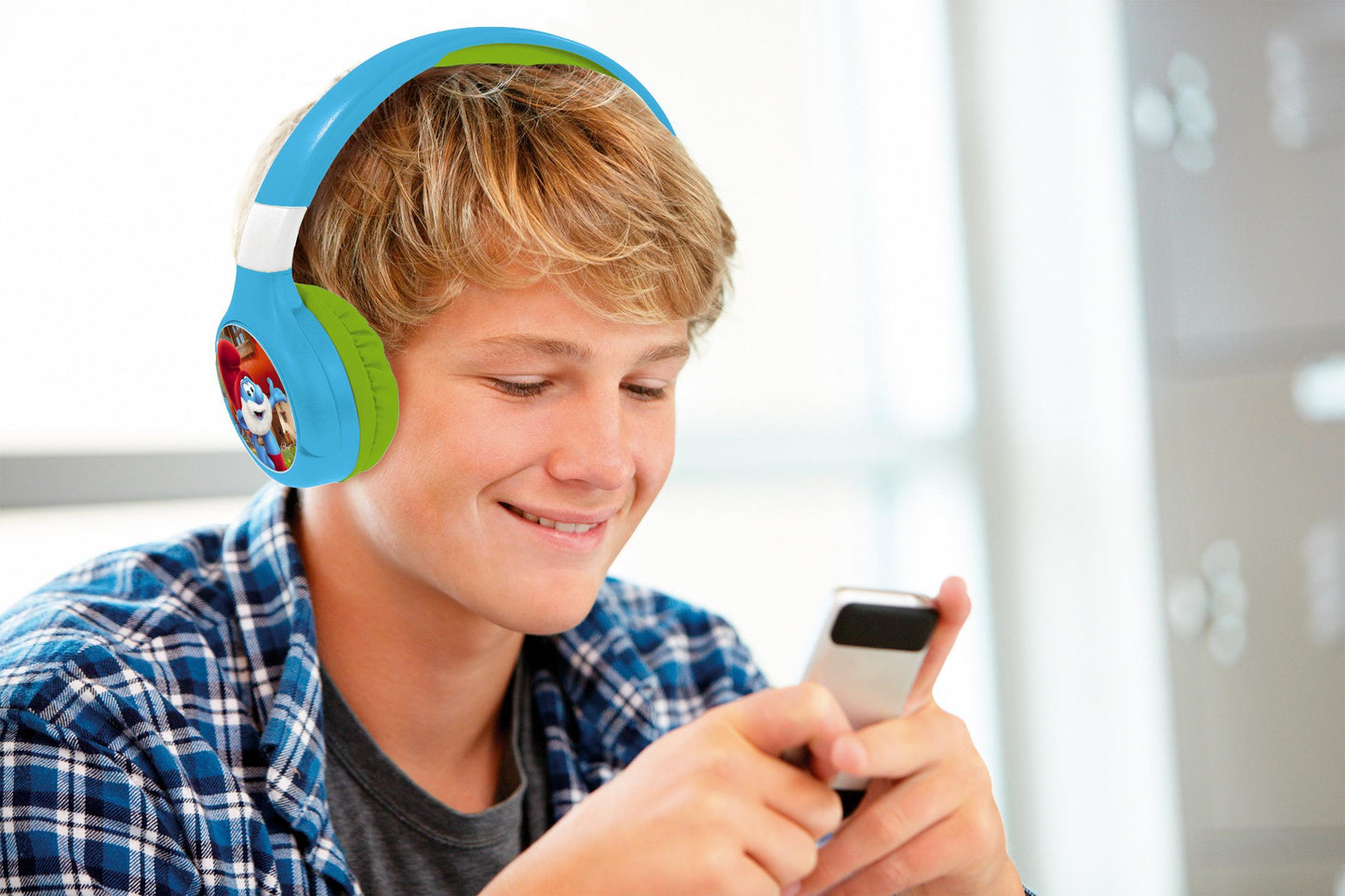 Smurfs-Themed 2-in-1 Bluetooth & Wired Foldable Headphones - Kid-Safe Volume