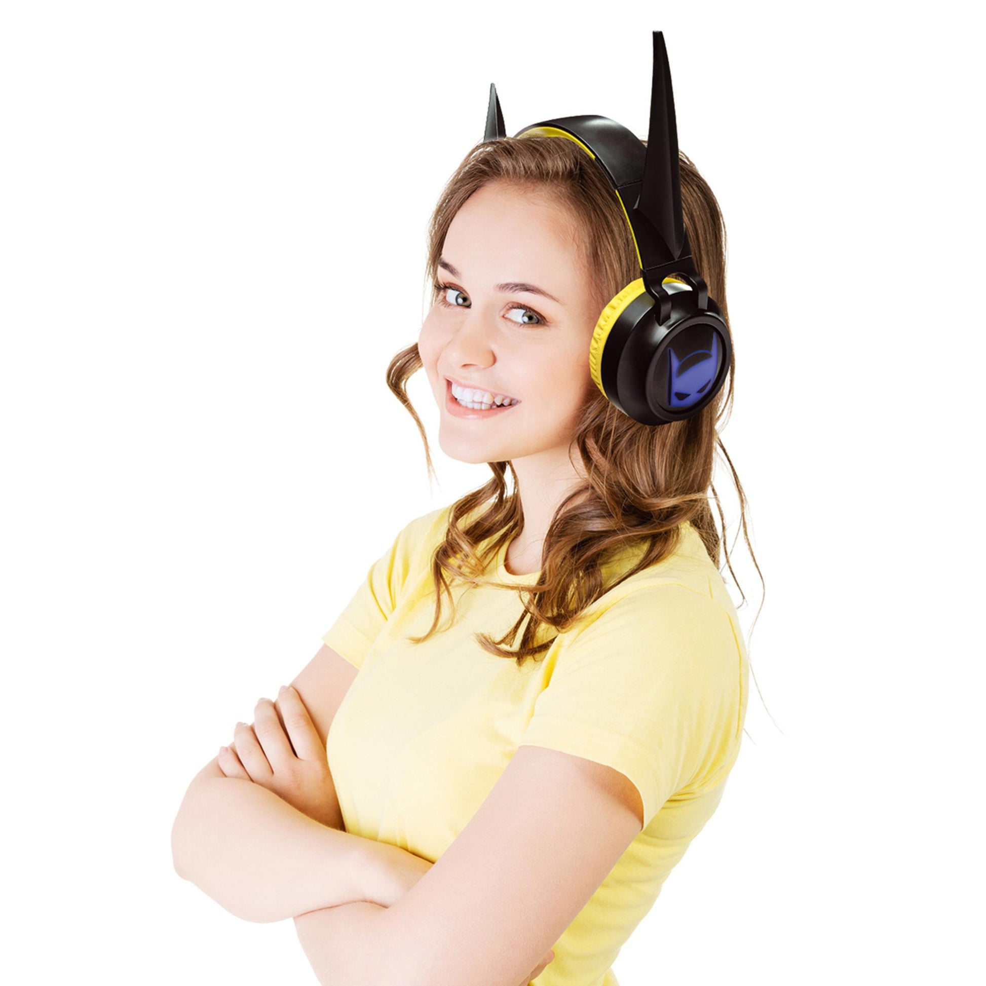 batman bike helmet toys r us Batman-Themed Foldable Bluetooth & Wired Headphones
