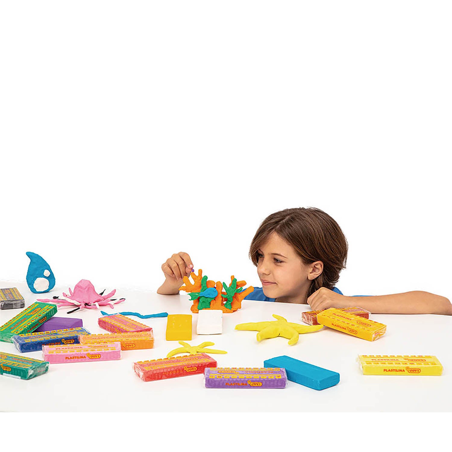 Jovi - Astuccio rosso di plastilina - Set con 16 colori assortiti, barrette da 15 grammi, senza glutine, plastilina per bambini e bambine di 3 anni ( P231 Jovi - Astuccio rosso di plastilina - Set con 16 colori assortiti, barrette da 15 grammi, senza glutine, plastilina per bambini e bambine di 3 anni ( P231