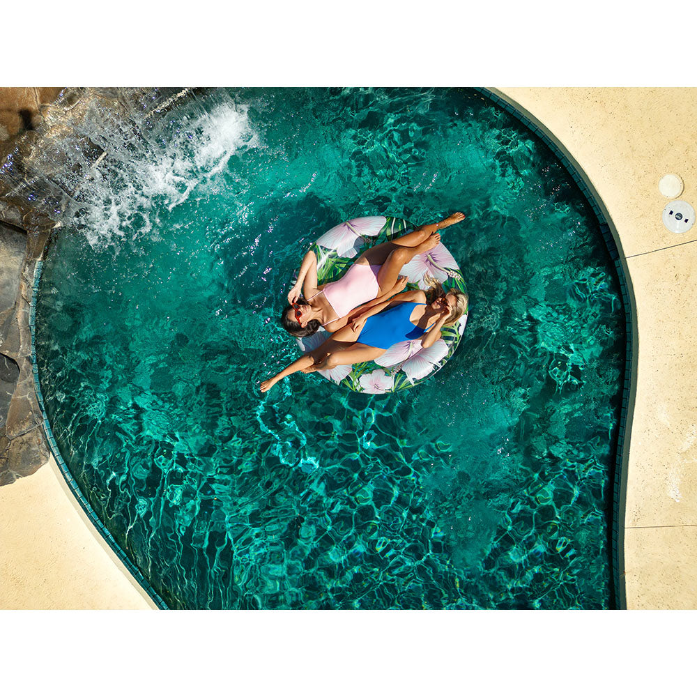 Giant Island 60" - Tropical Hibiscus Flowers