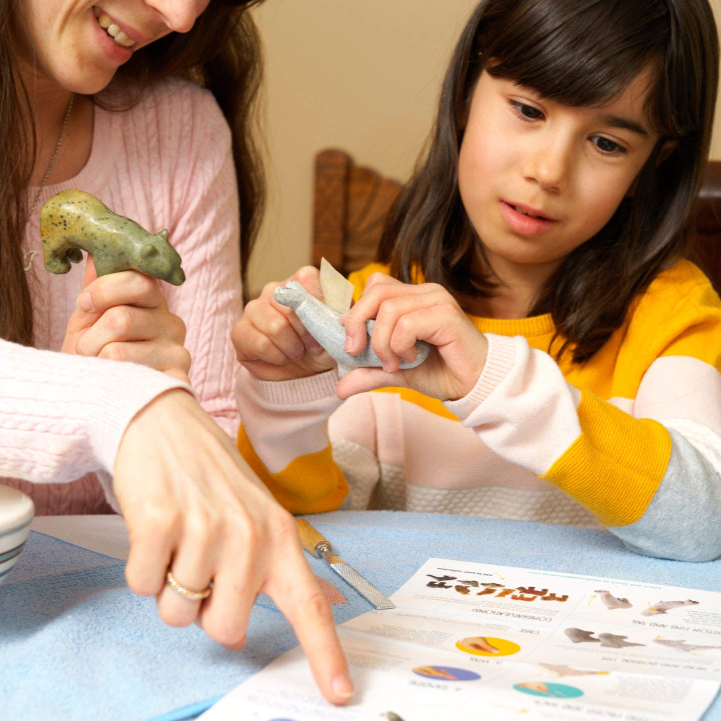 Studiostone Creative Wolf Soapstone Carving Kit Art Sculpting Set