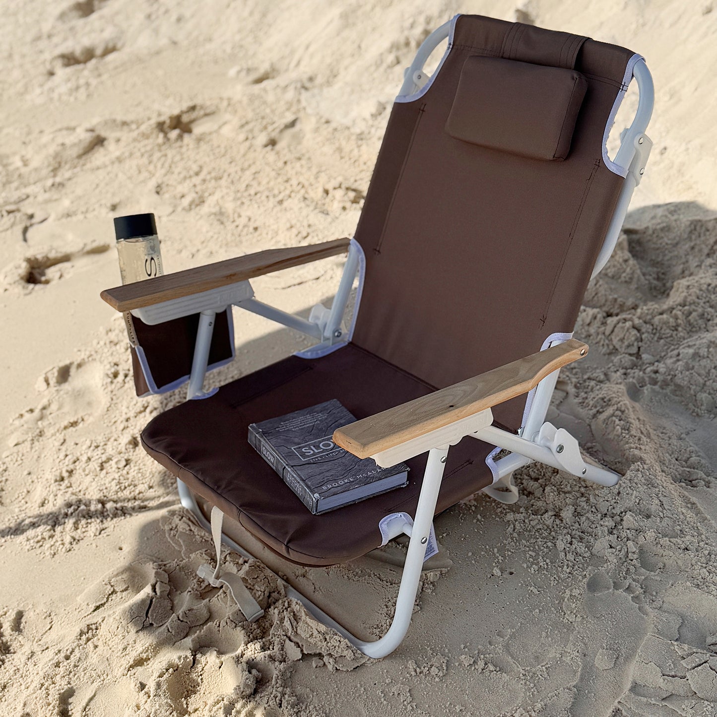 Sunnylife Deluxe Beach Chair - Rustico Driftwood with Cooler & Drink Holder