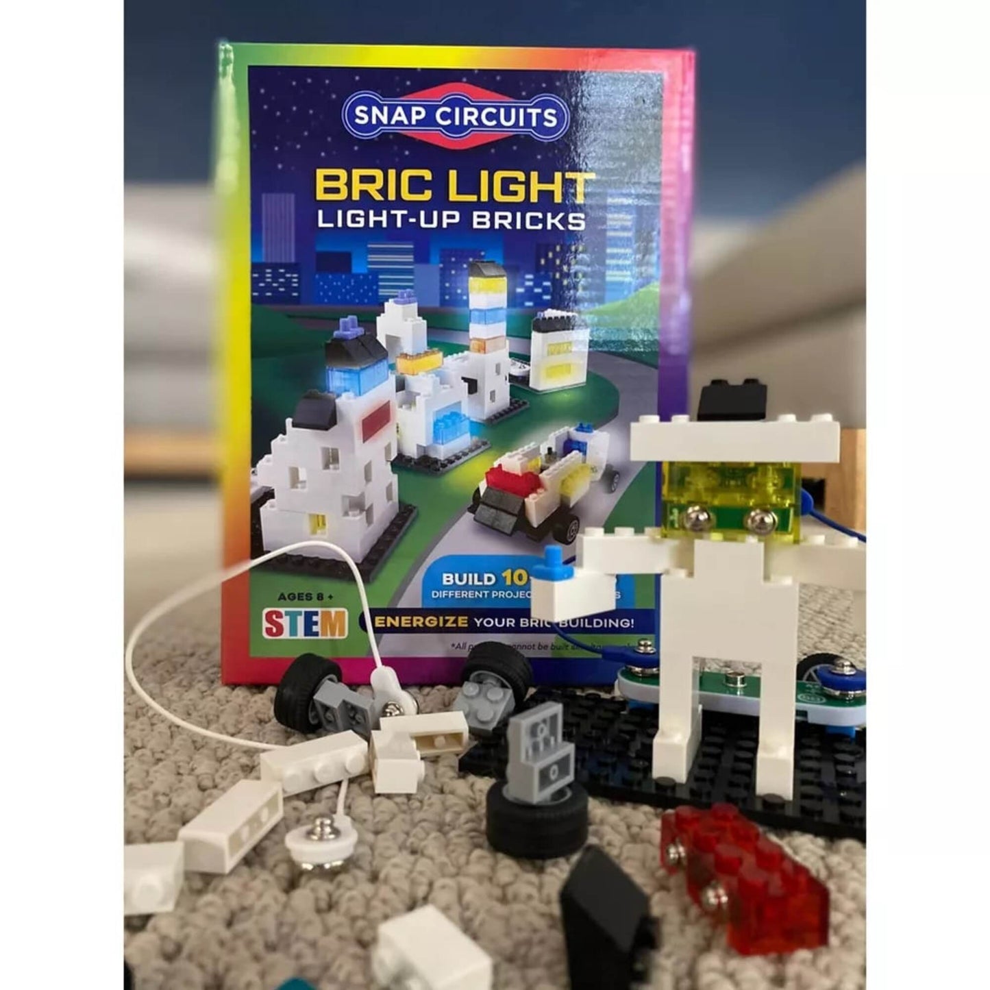 Snap Circuits BRIC Light building set with illuminated white and black brick structures