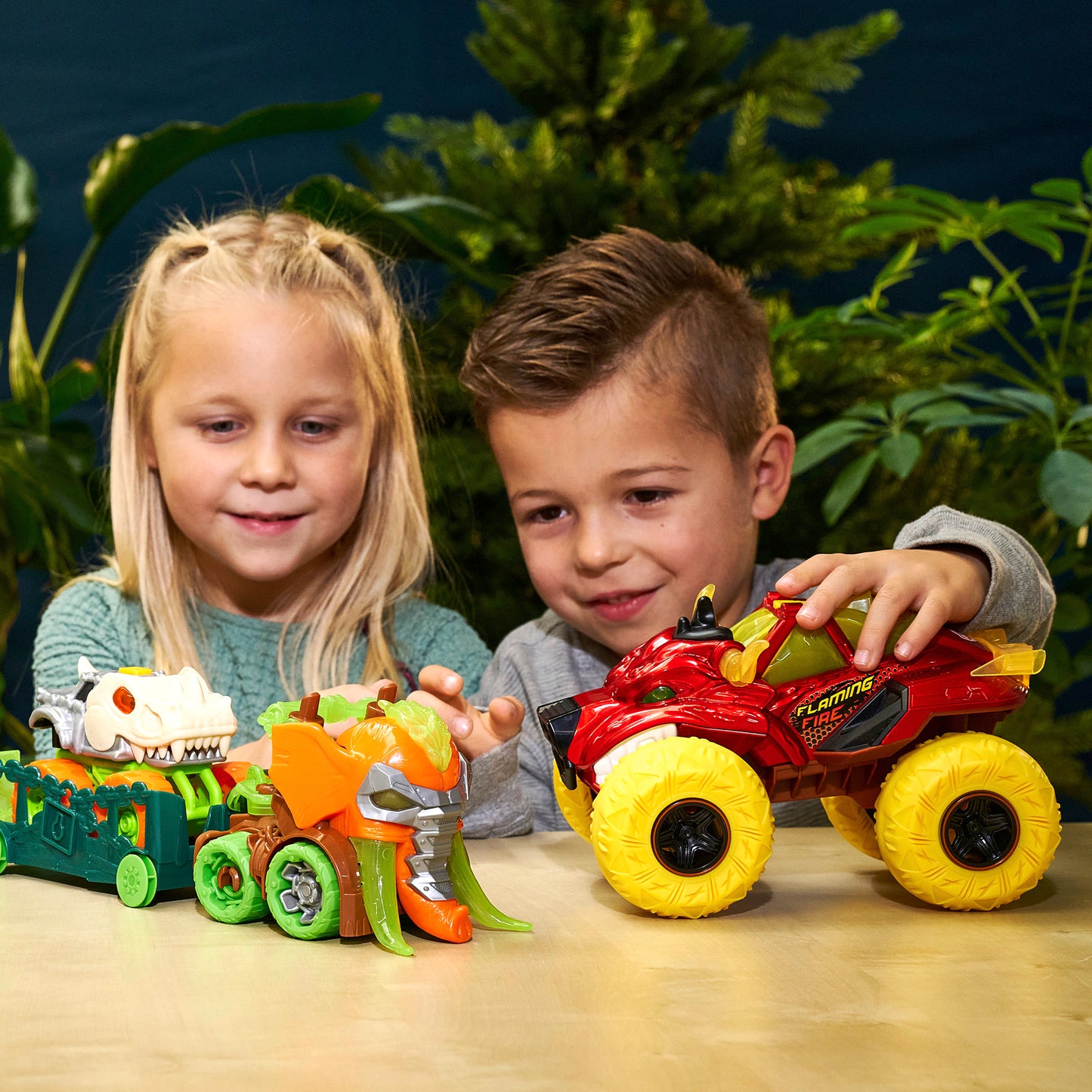 Dickie Toys Monster Fire Truck with Steam, Lights & Sounds - 9.8"